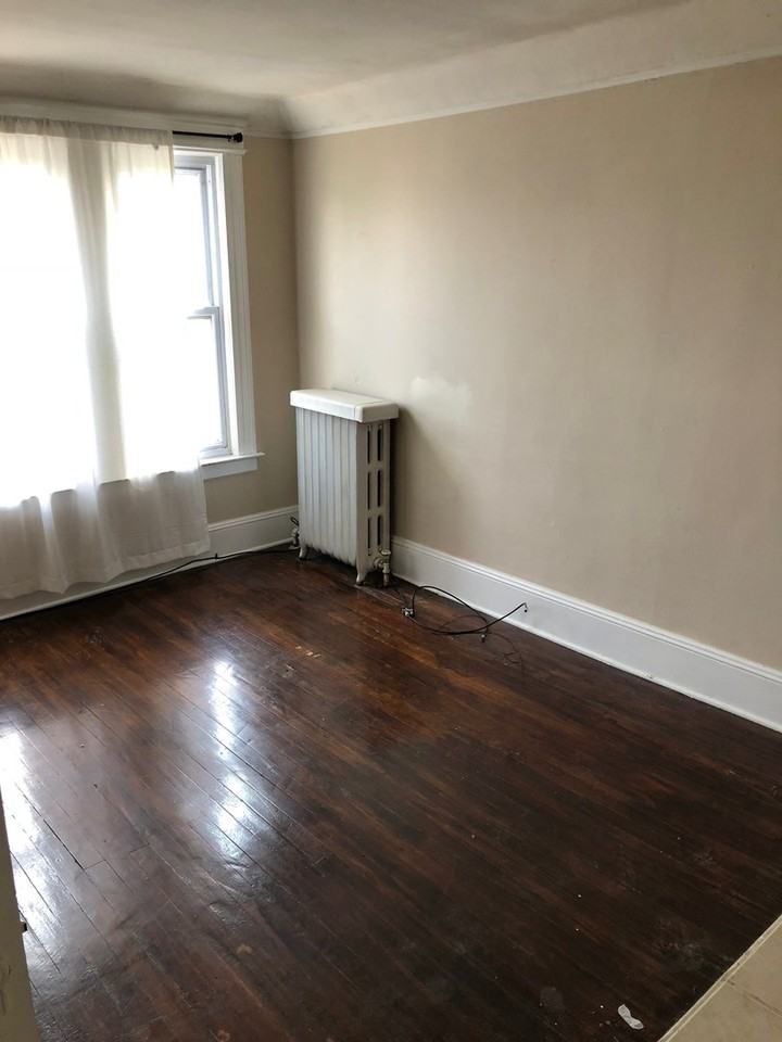 45 Maplewood Ave - Photo 5 of 39