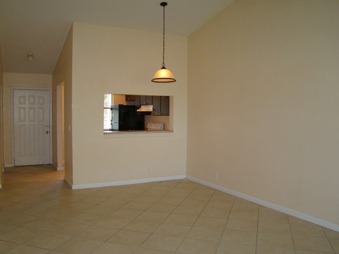 11569 Nw 45th St - Photo 3 of 9