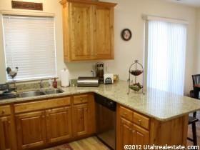 670 S 1545 W - Photo 5 of 25
