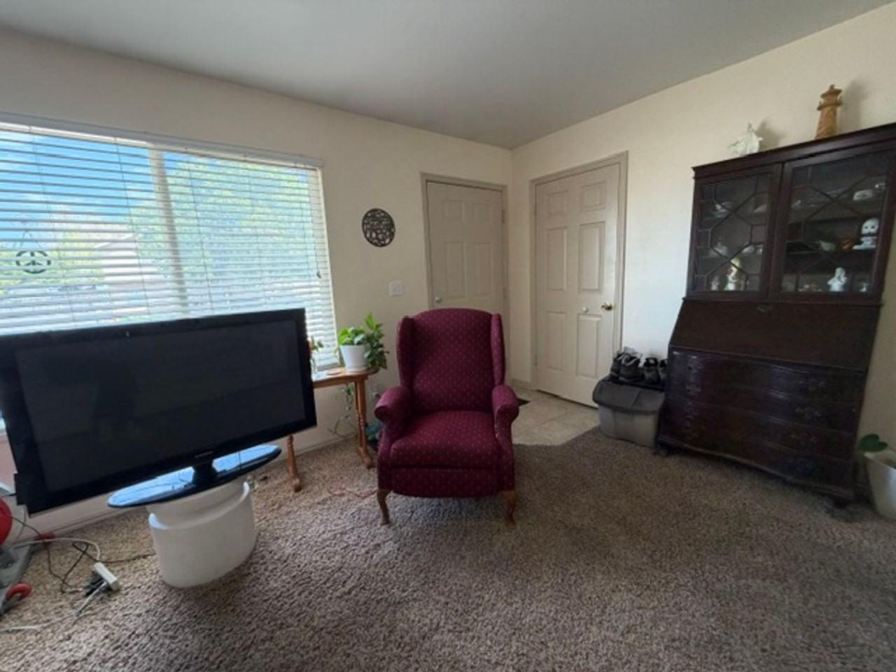 1397 W 600 N - Photo 3 of 10