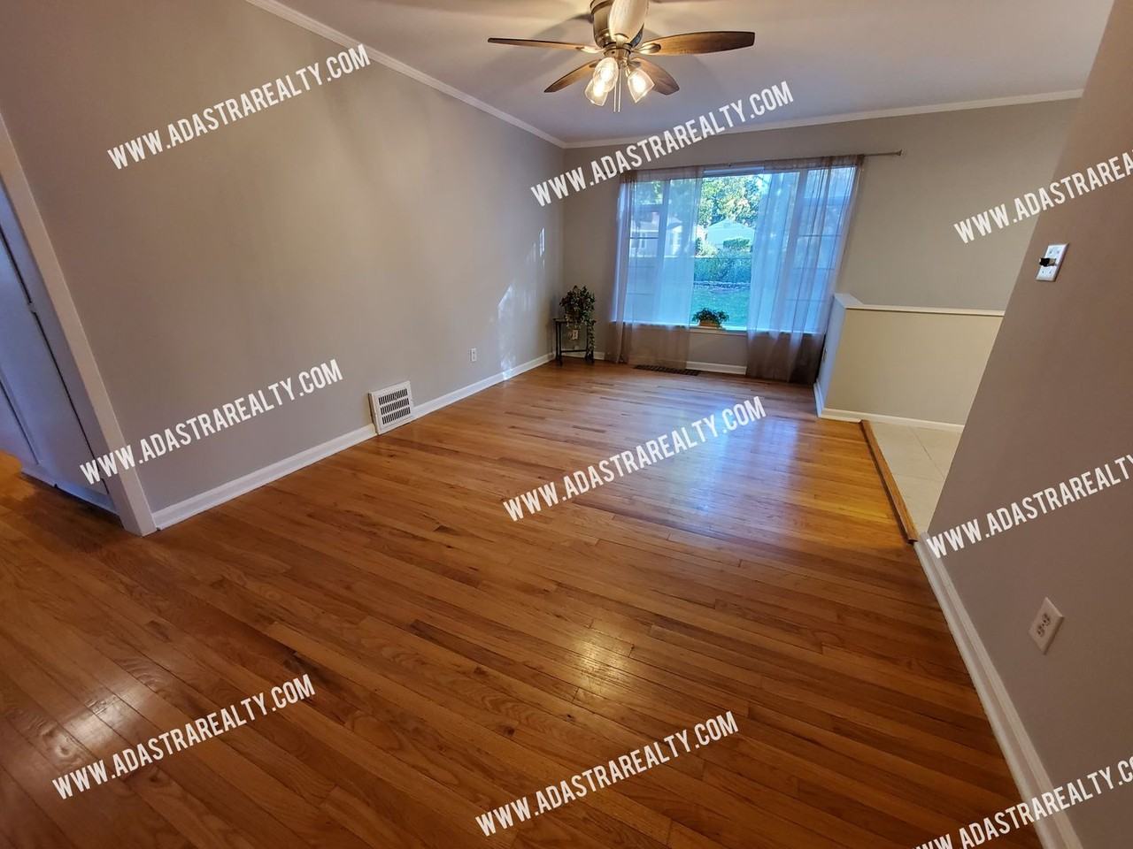 4825 W 75th St - Photo 5 of 33