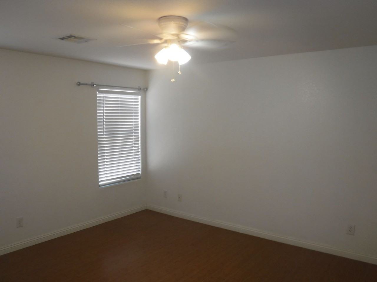 10680 Foggy Glen Ave - Photo 7 of 12