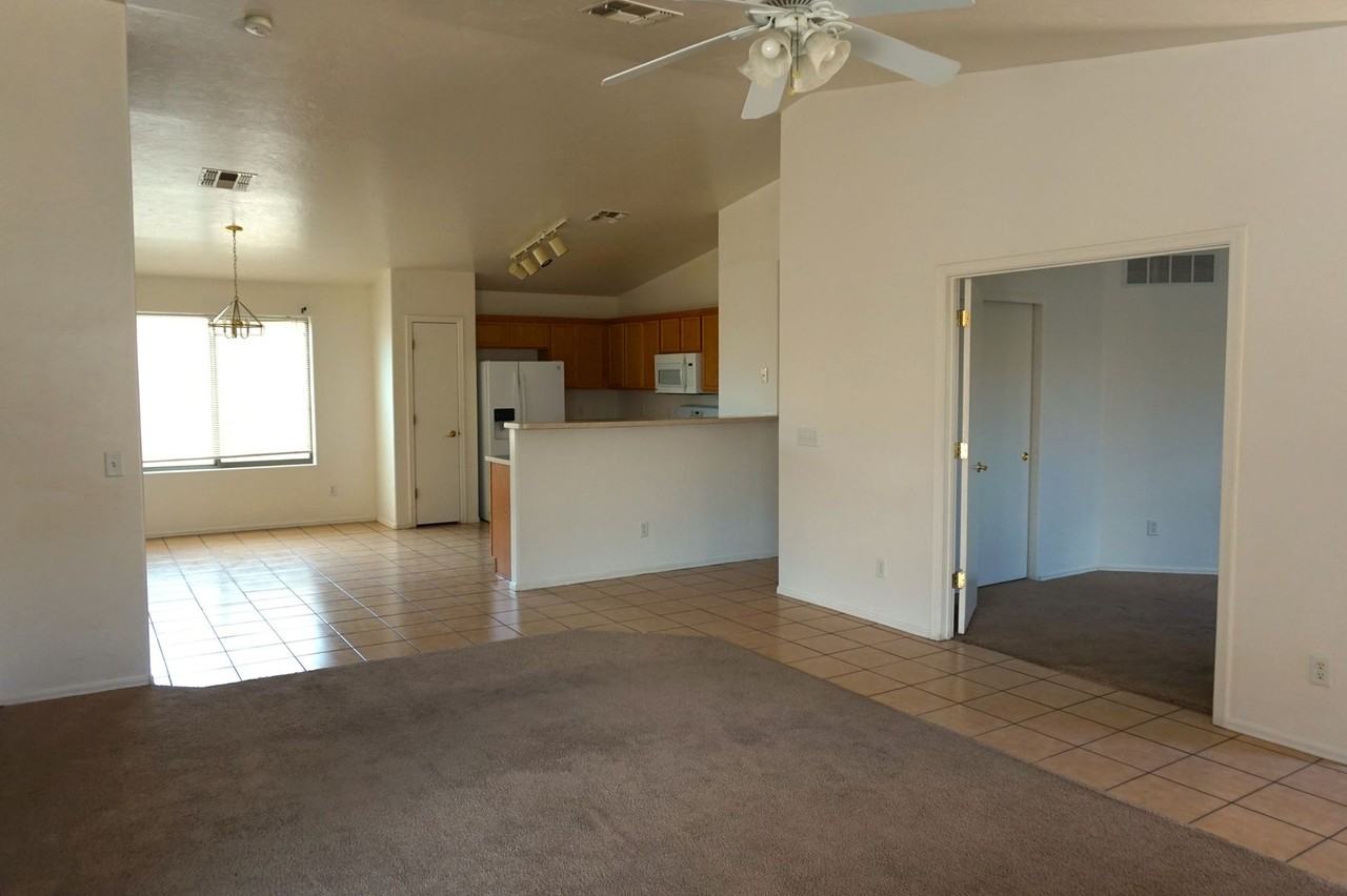 2244 Copper Sky Dr - Photo 4 of 16
