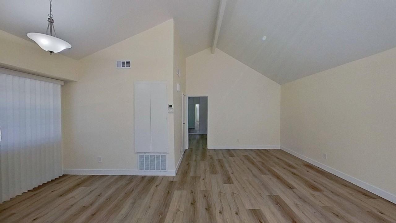 26701 Quail Crk #267 - Photo 2 of 23