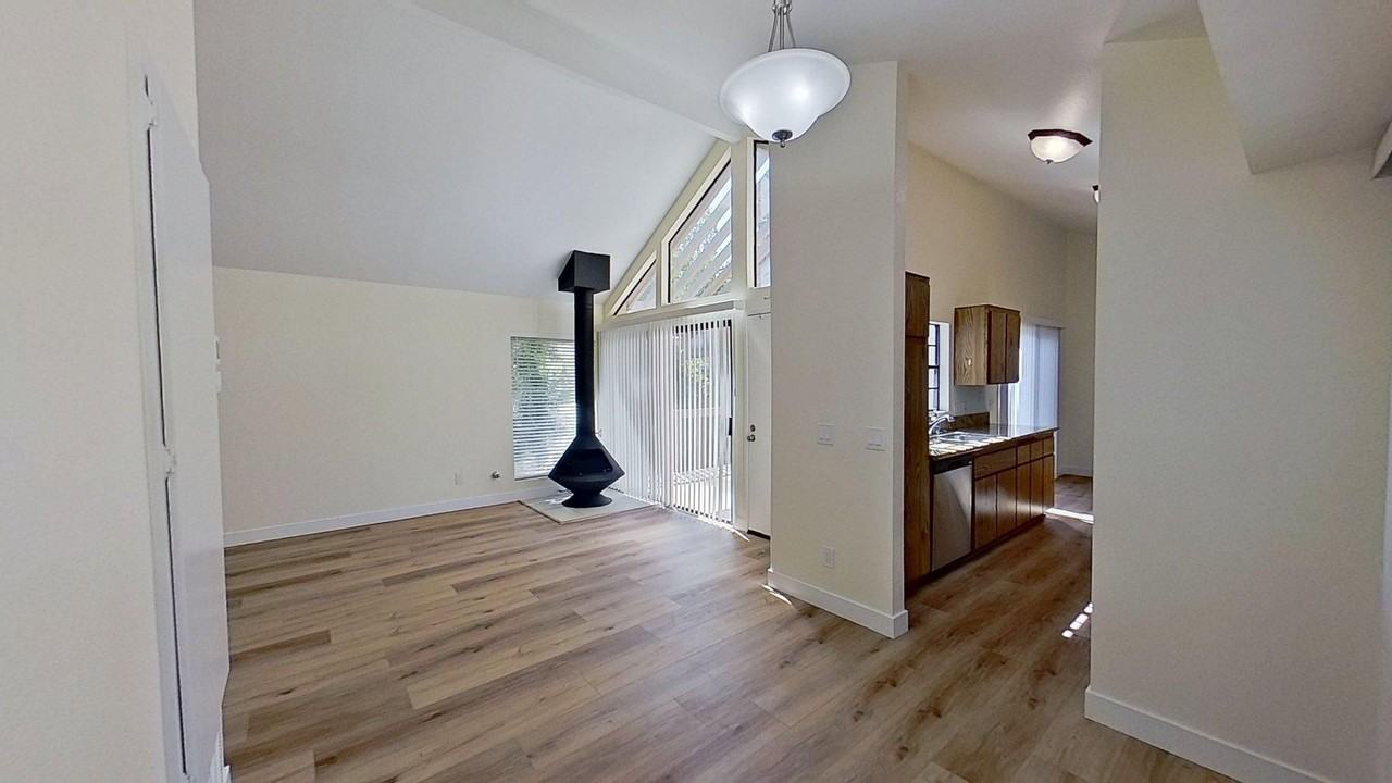 26701 Quail Crk #267 - Photo 6 of 23