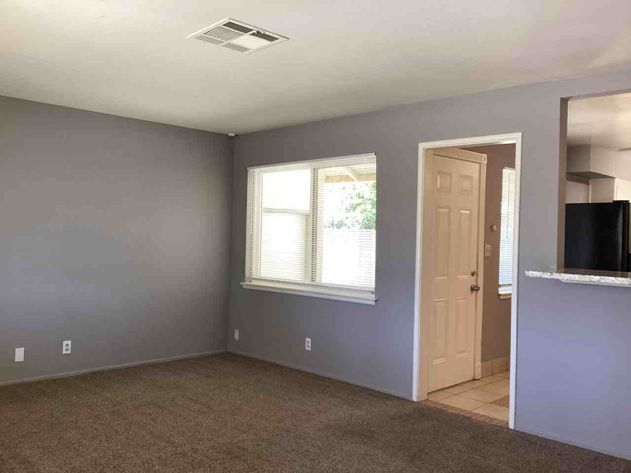 4143 N Warren Ave - Photo 2 of 16