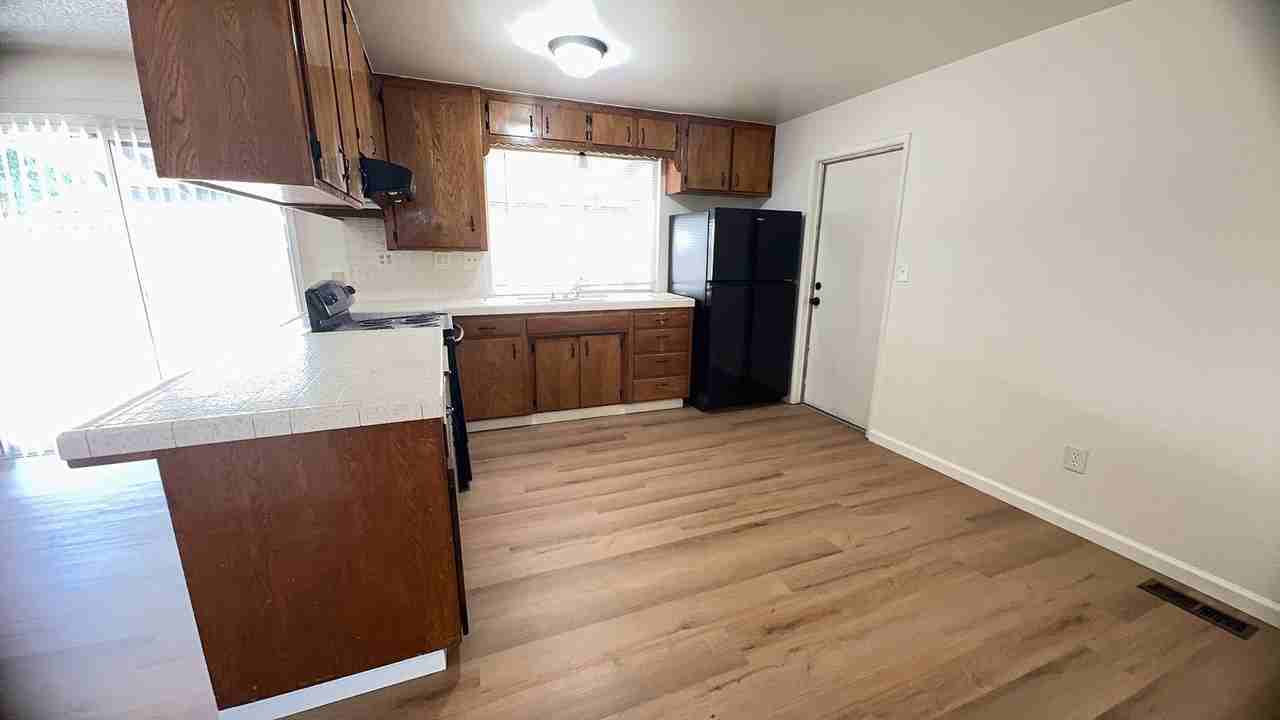 2705 Rockwood Pl - Photo 2 of 13