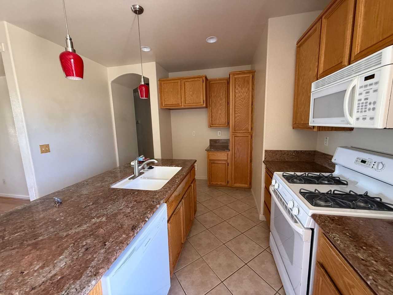 3409 Kauai Rd - Photo 4 of 10
