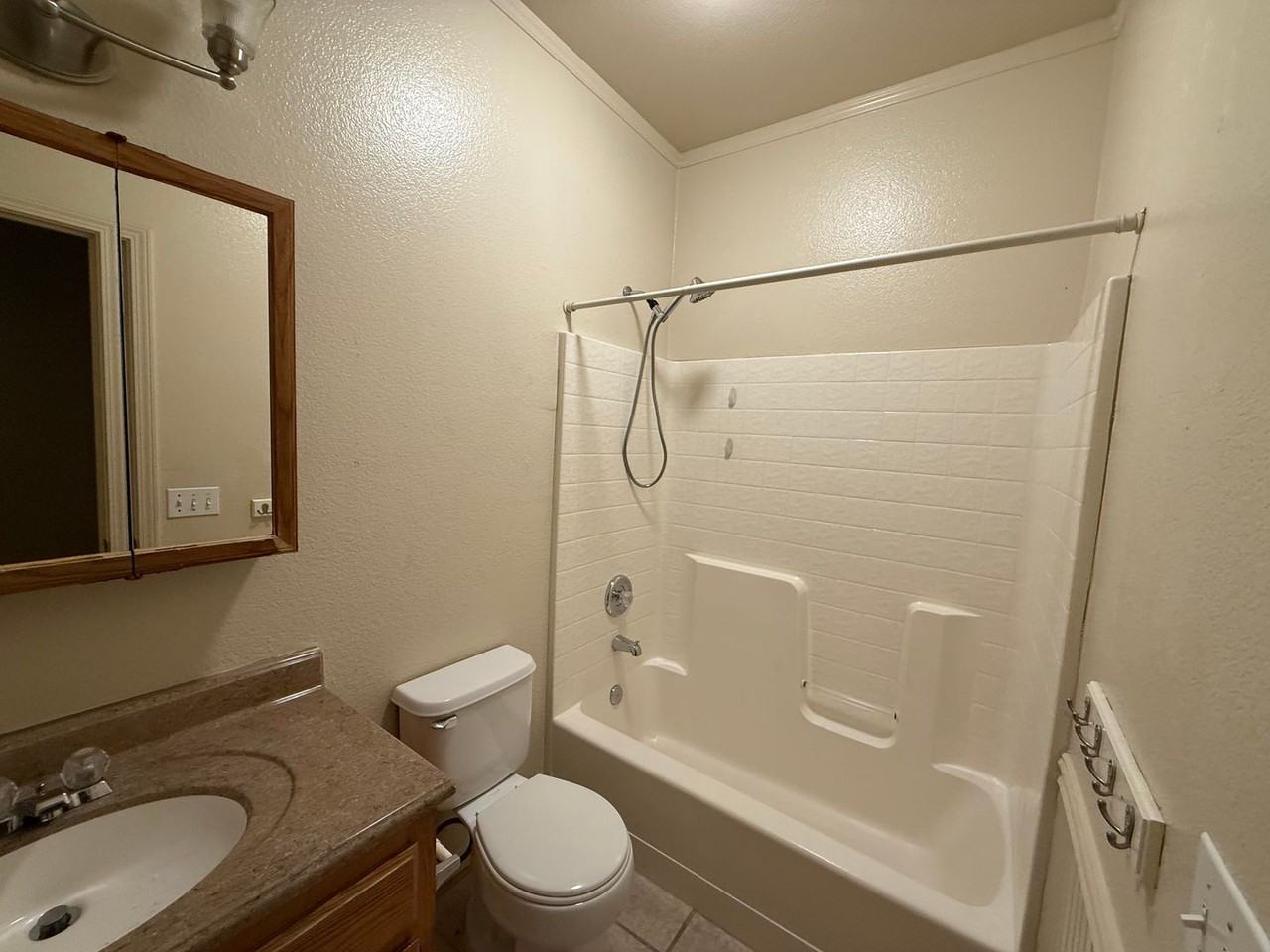 3409 Kauai Rd - Photo 6 of 10