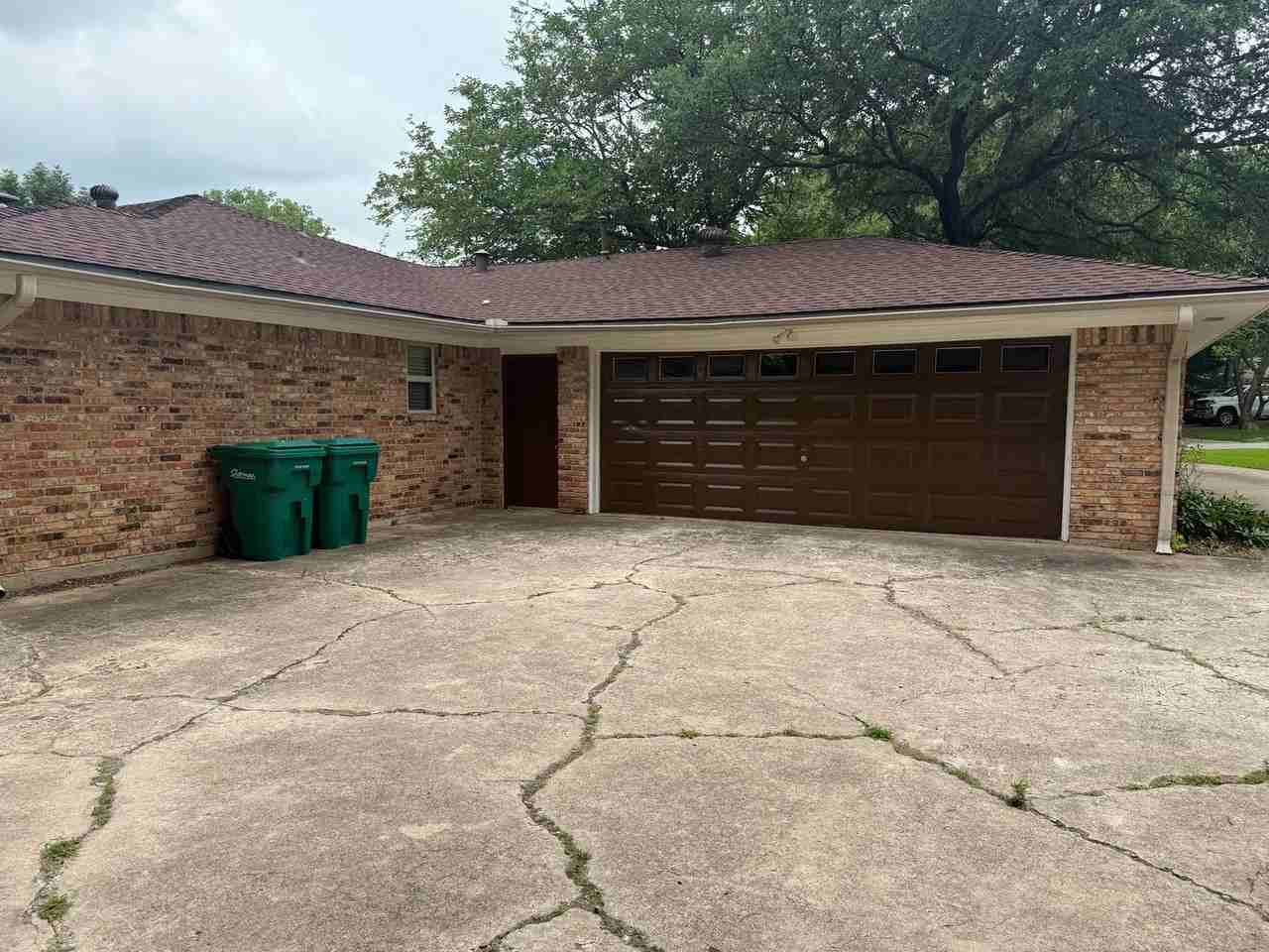 1601 Skyline Dr - Photo 4 of 50