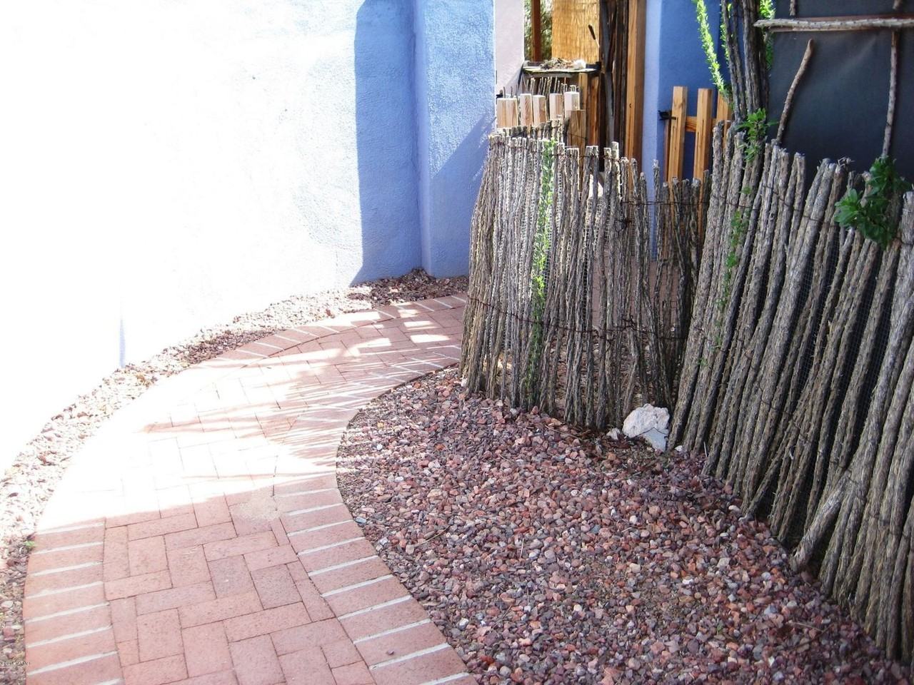2215 E La Mirada St #B - Photo 3 of 8