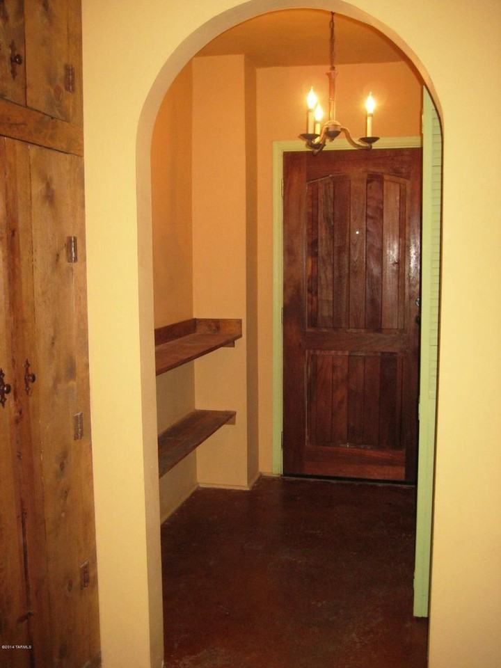 2215 E La Mirada St #B - Photo 7 of 8