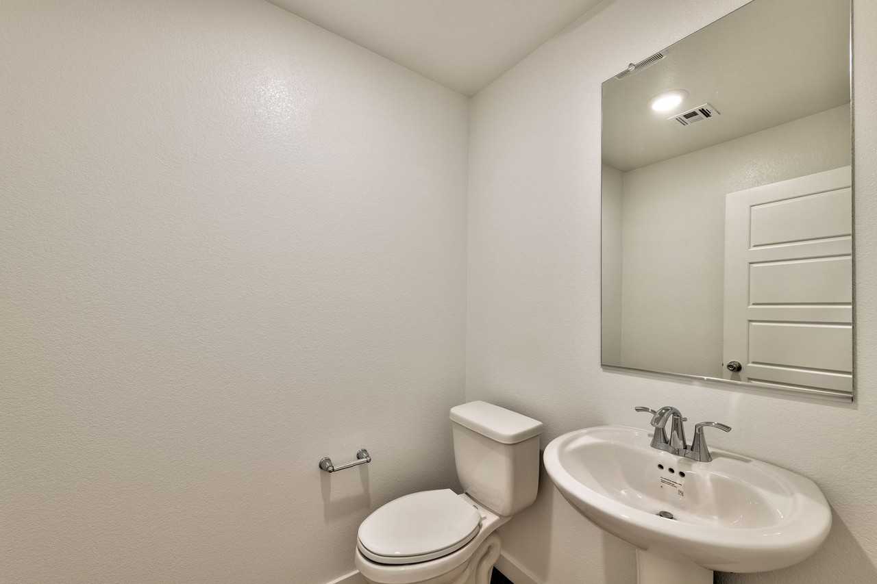 6288 Foxes Dale St - Photo 7 of 16