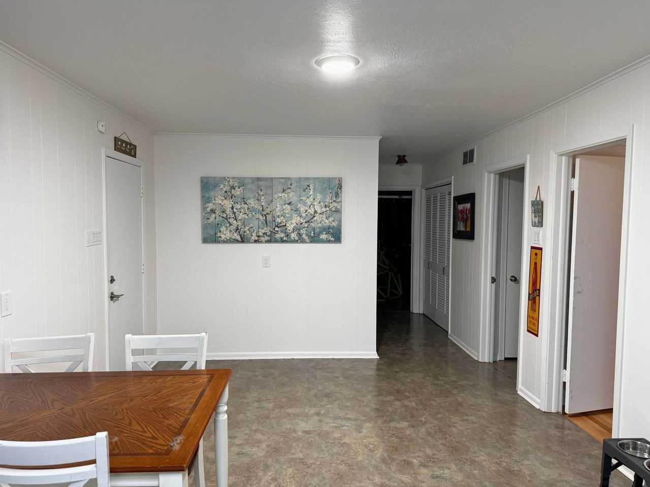 2412 Dartmouth St - Photo 7 of 50