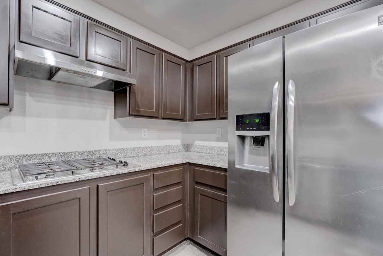 83 E Agate Ave #207 - Photo 6 of 40