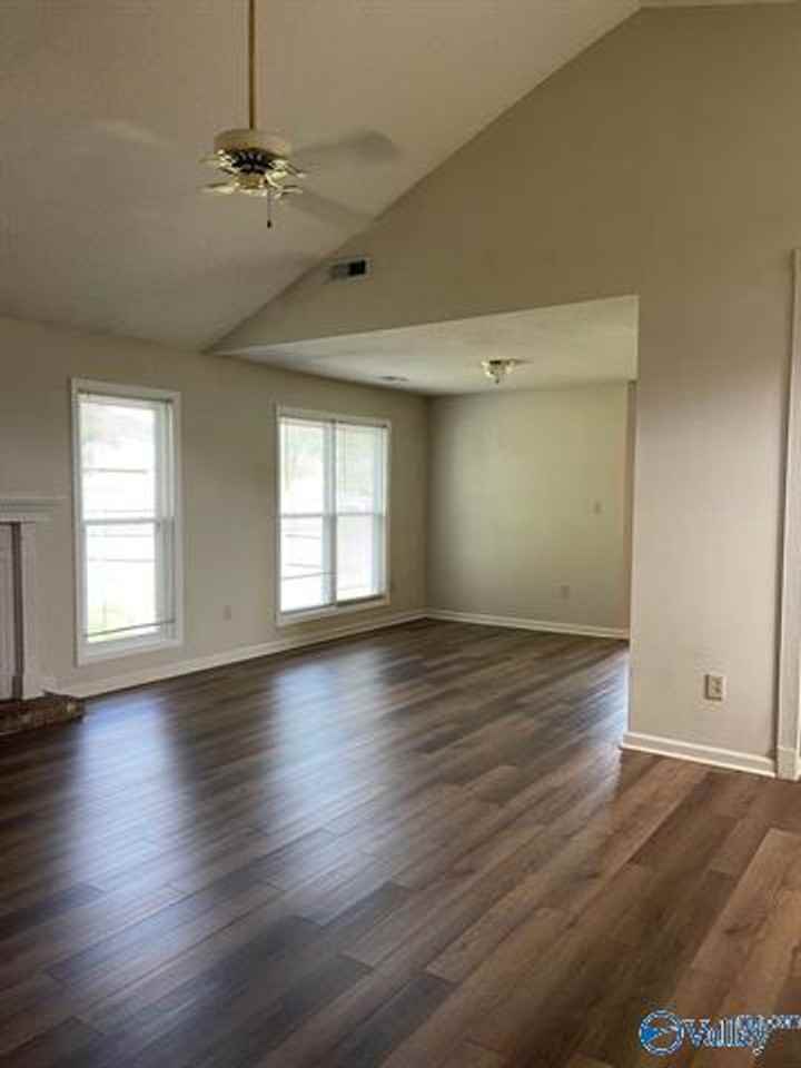 118 Todd Dr - Photo 5 of 12