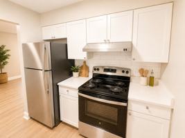 featured image of 520 N 38th Ave