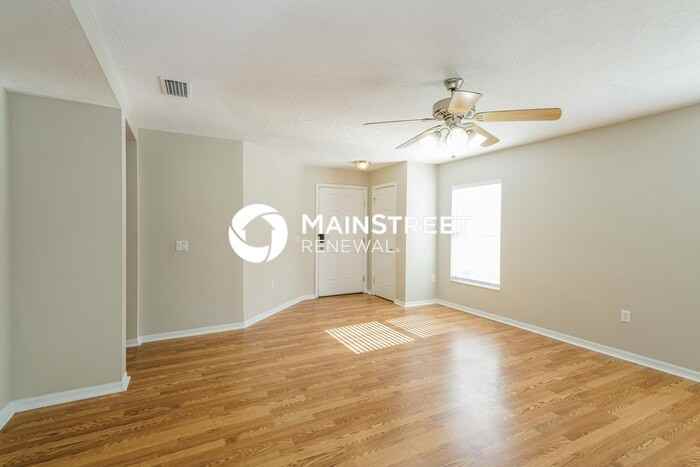 2262 Blackwood Dr - Photo 4 of 16