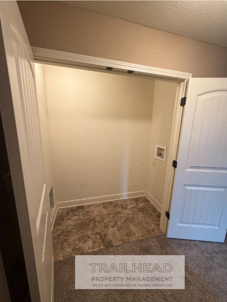3856 Nw 94th St - Photo 7 of 18