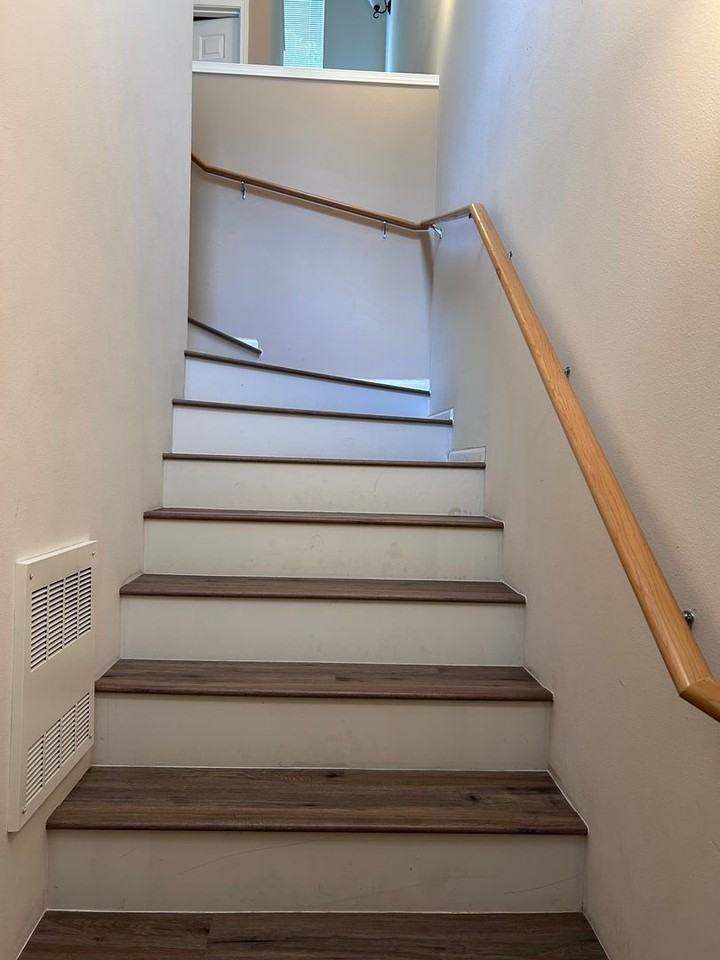 4912 Lake Pl S - Photo 3 of 24