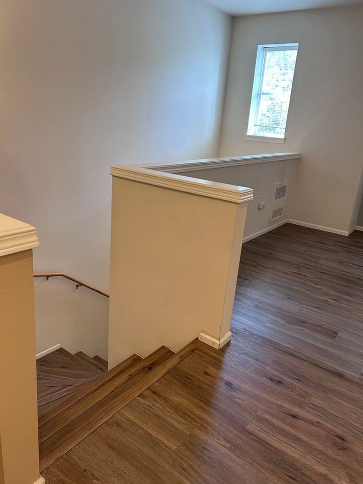 4912 Lake Pl S - Photo 4 of 24