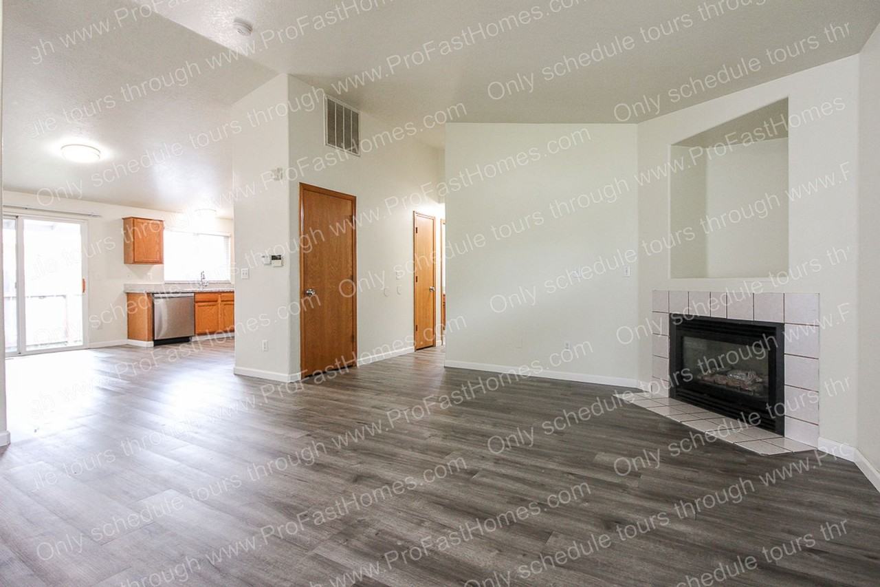 6416 Se 139th Ave - Photo 7 of 26