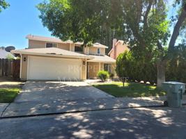 featured image of 2516 Walnut Grove Way