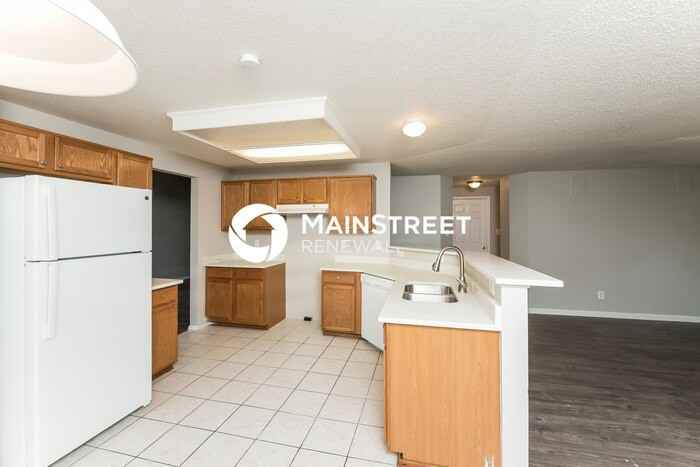 13140 Raritan Ct - Photo 5 of 18