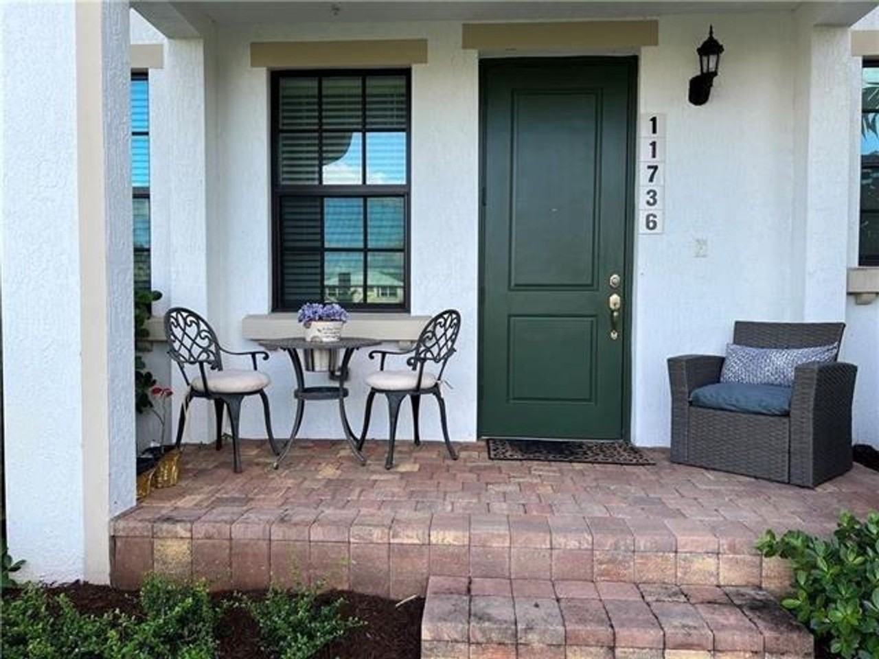 11736 Sw 13th Ct - Photo 4 of 22