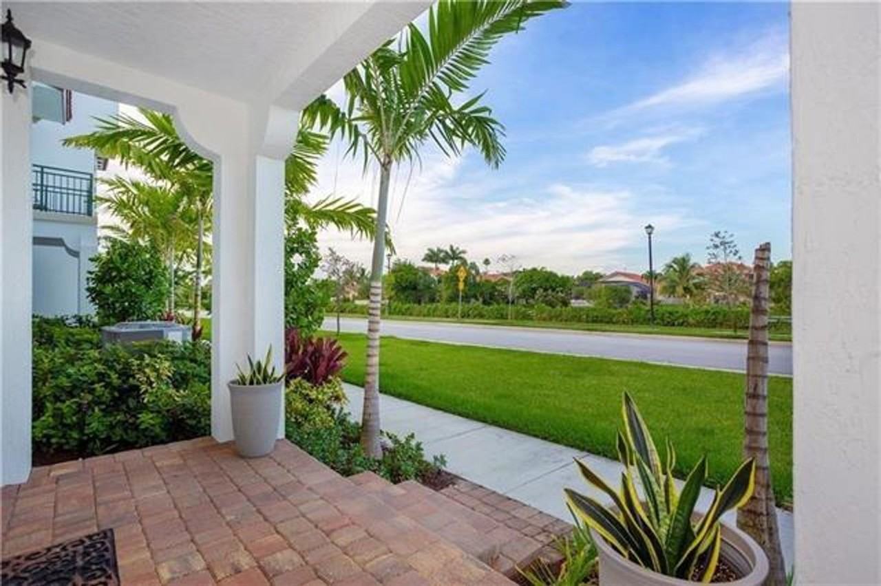 11736 Sw 13th Ct - Photo 5 of 22