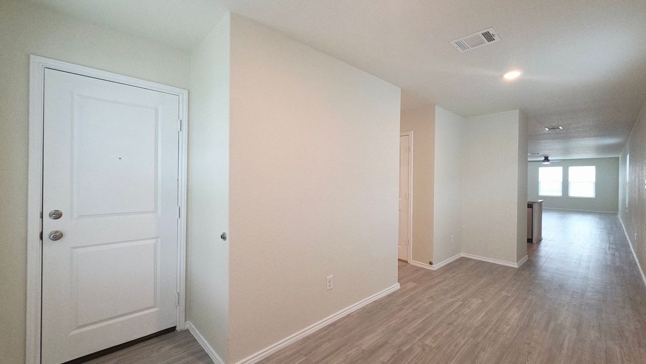 4310 Rapids Way - Photo 4 of 24