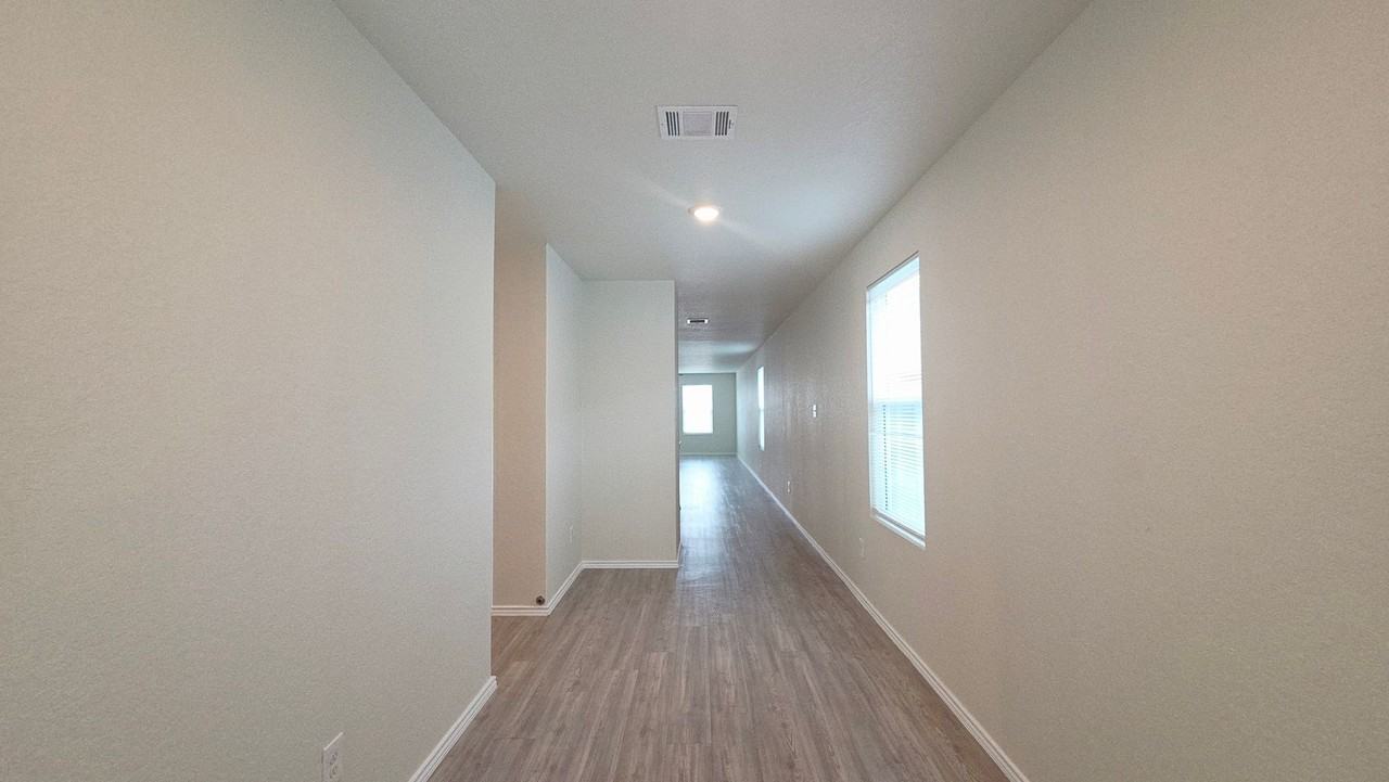 4310 Rapids Way - Photo 5 of 24