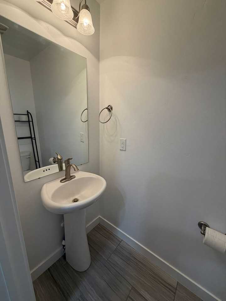 12558 S 1300 W - Photo 5 of 36