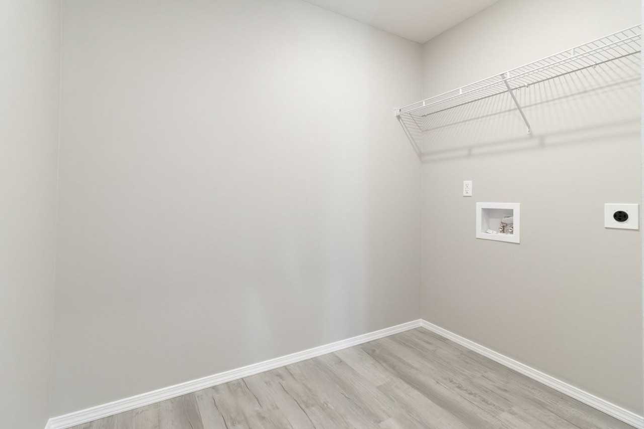 3415 N Nixon Ave - Photo 5 of 16