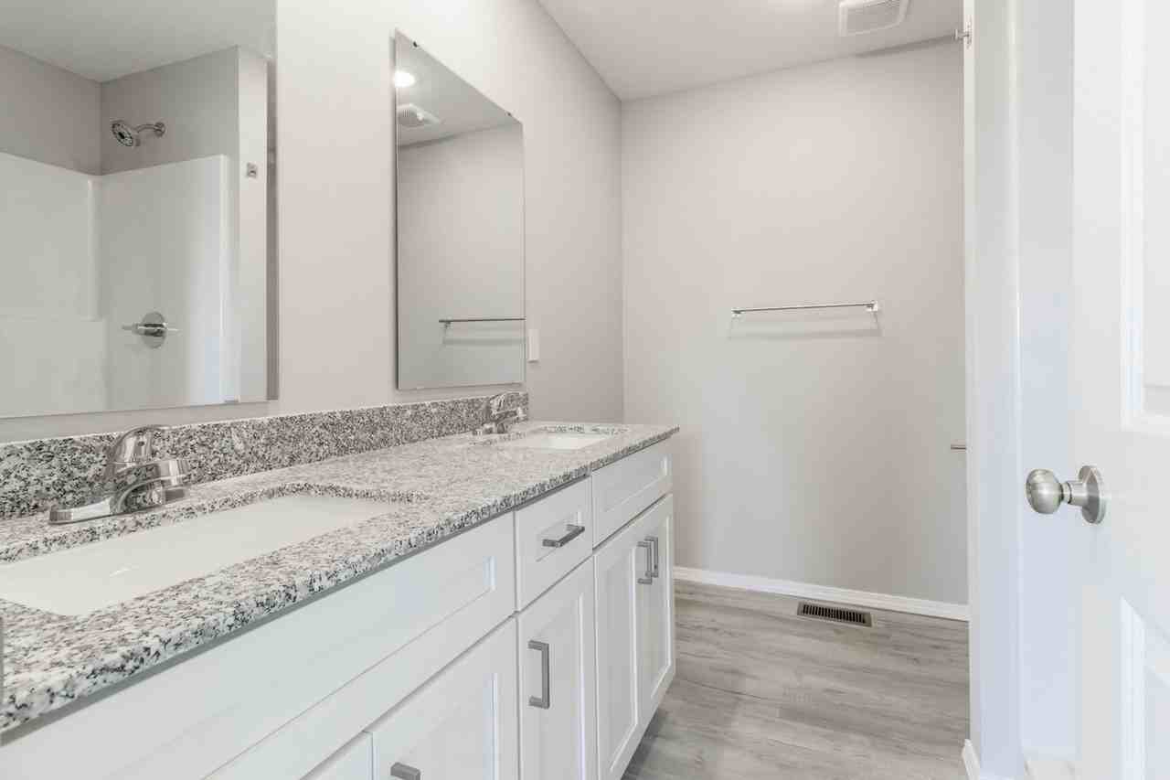 3415 N Nixon Ave - Photo 6 of 16