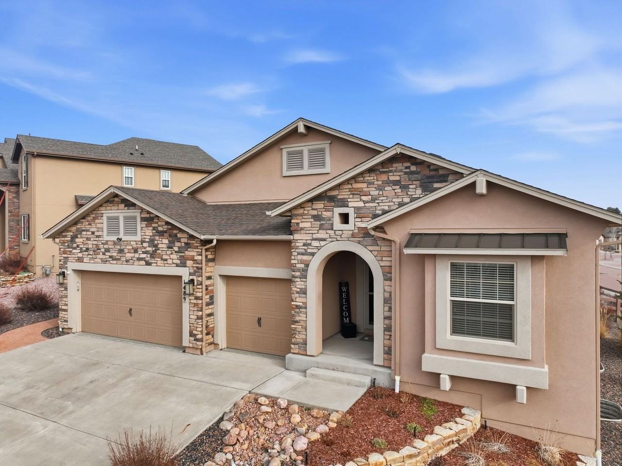 1489 Yellow Tail Dr - Photo 2 of 41