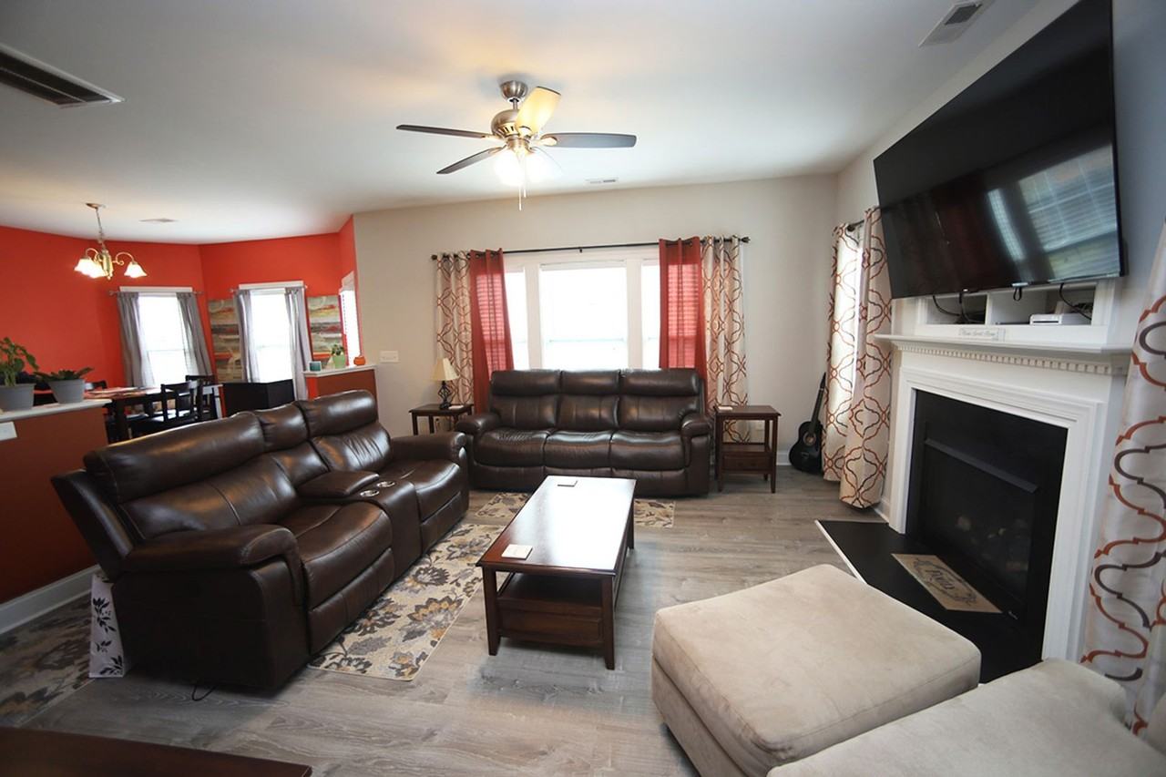 709 Lone Pine Loop - Photo 7 of 22