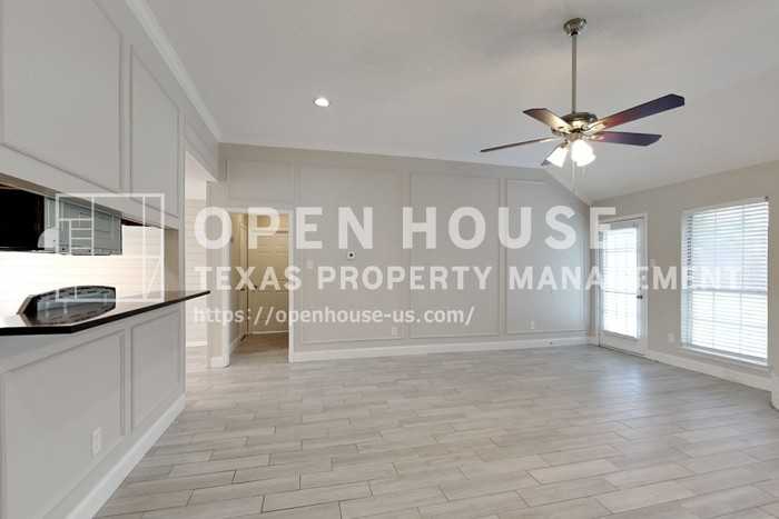 121 Princeton Cir - Photo 6 of 20