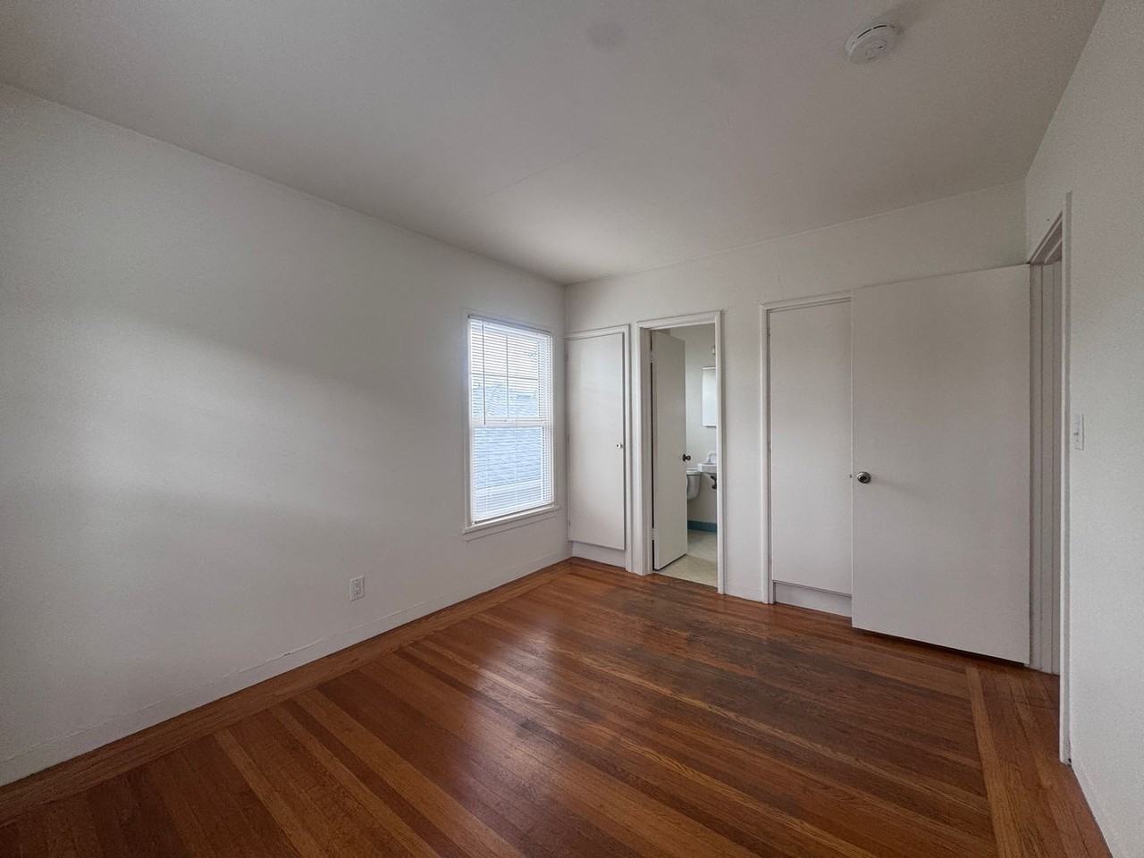 2231 11th Avenue - Photo 4 of 19