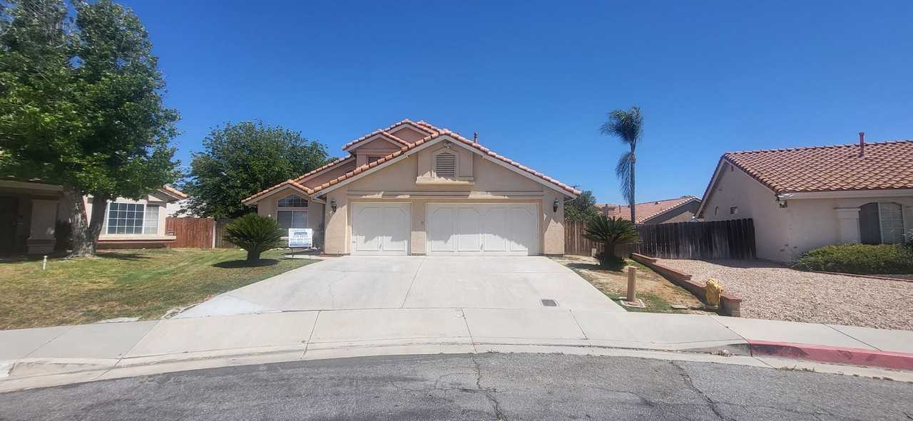 2057 Rosemary Ct - Photo 2 of 28