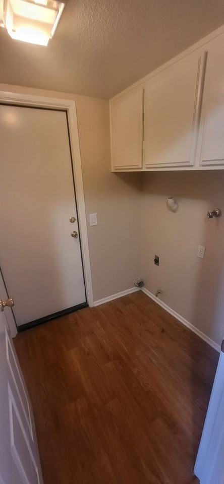 2057 Rosemary Ct - Photo 5 of 28