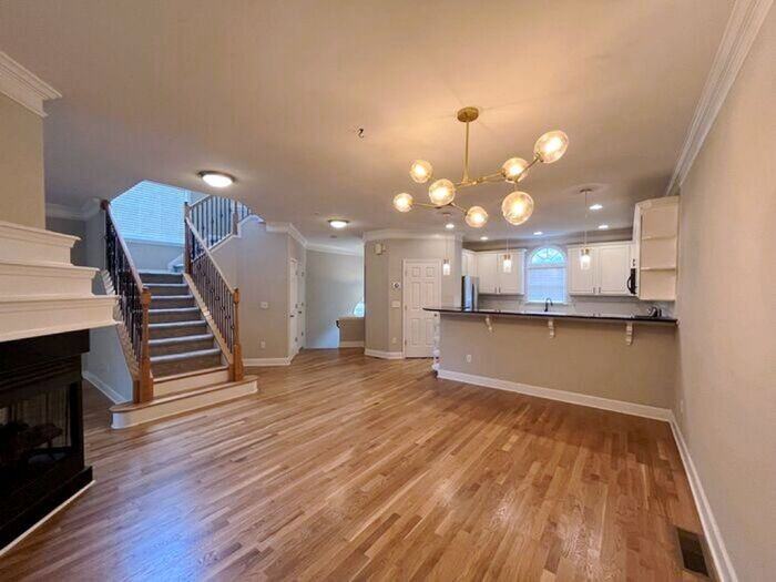 3264 Tomeh Way - Photo 7 of 24