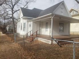 1523 Sw Western Ave - Photo 1 of 1