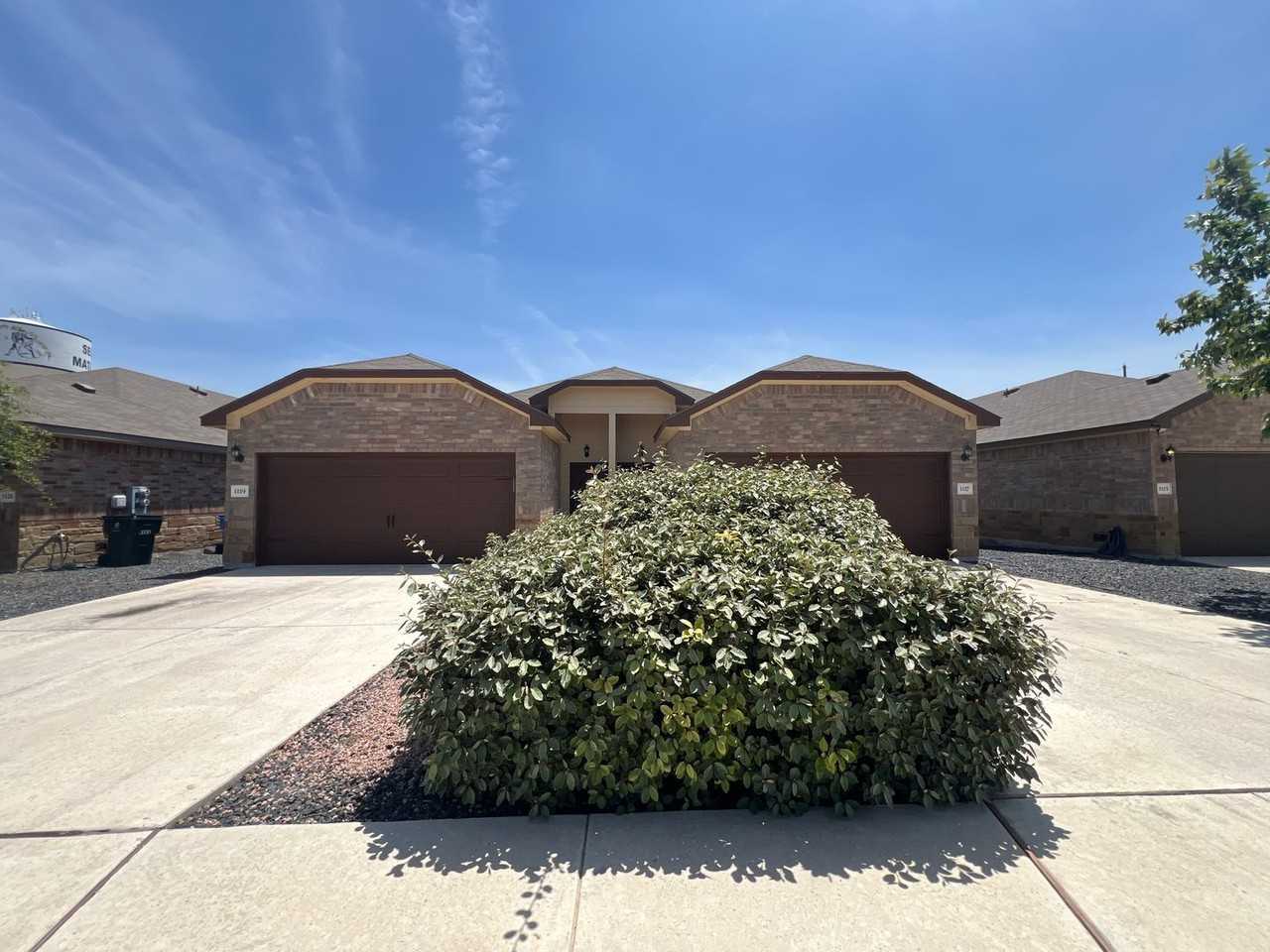 1119 Burek Cross - Photo 2 of 15