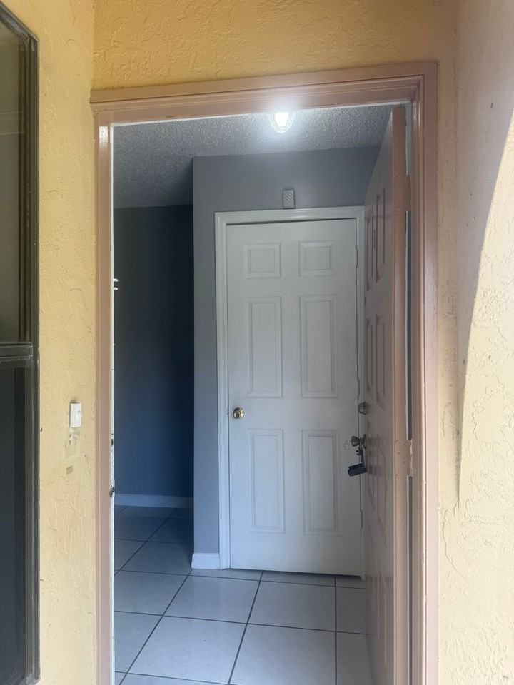 627 Bittern Ct - Photo 5 of 24