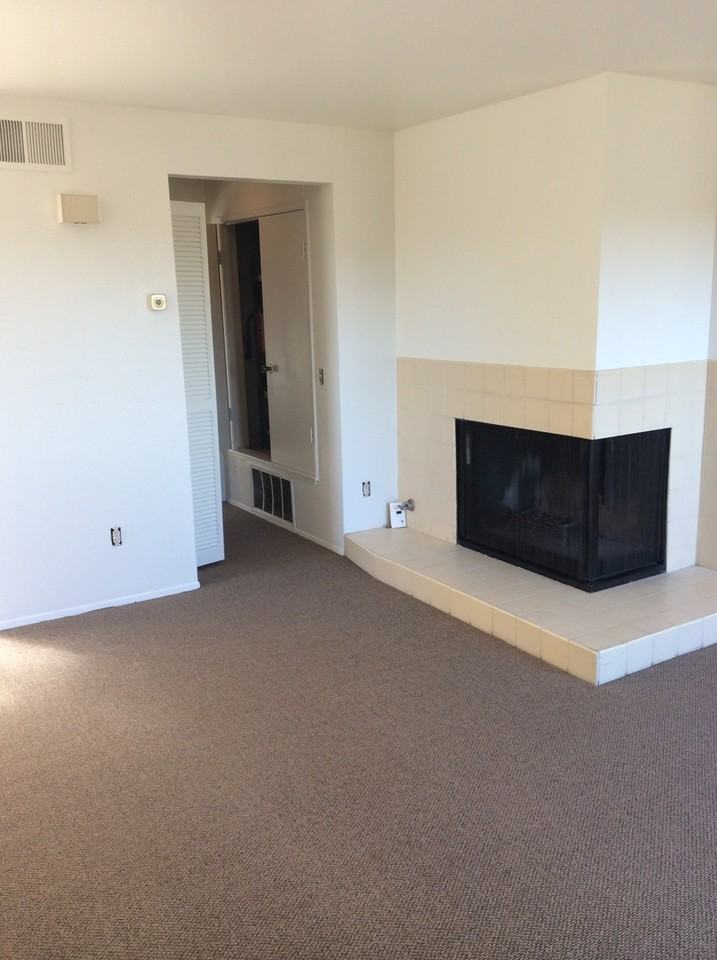 6580 College Grove Dr #98 - Photo 2 of 8