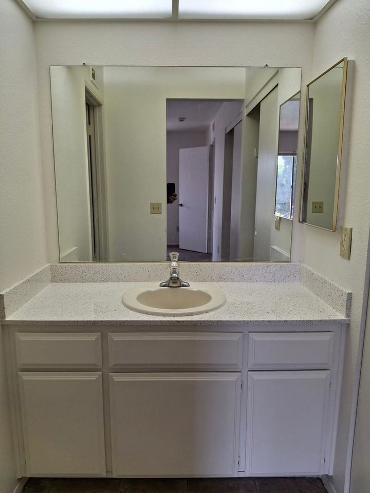 6580 College Grove Dr #98 - Photo 6 of 8