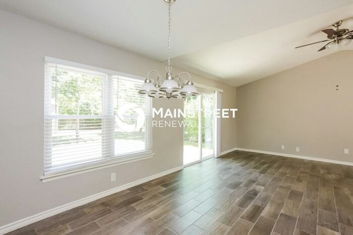 10239 Raven Field Dr - Photo 7 of 17