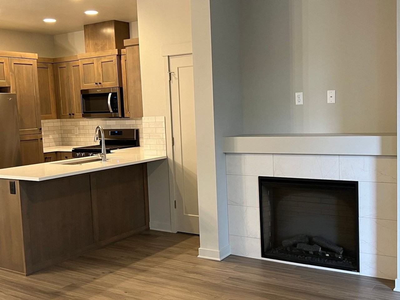 2519 Nw Spruce Cone Ln - Photo 3 of 13