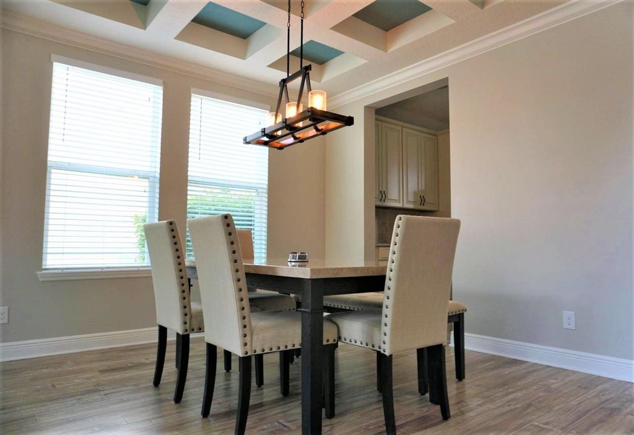 4207 Oak Lodge Way - Photo 4 of 37